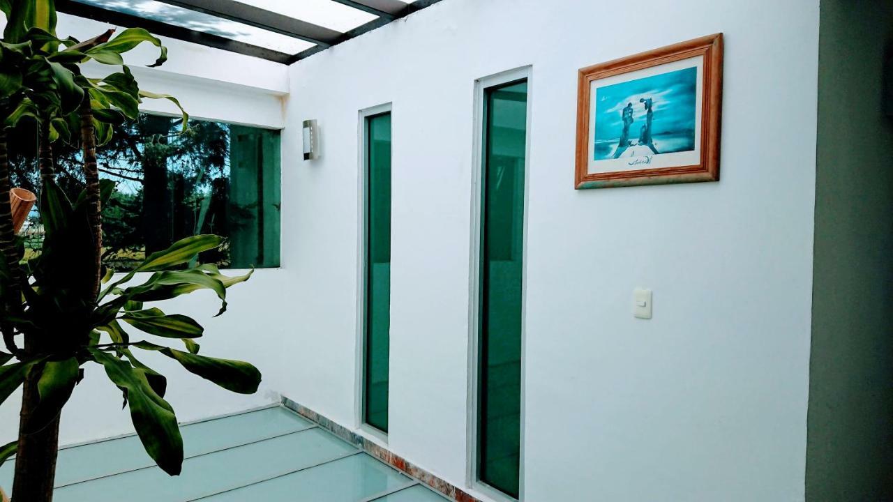 Suites Toluca Exterior foto